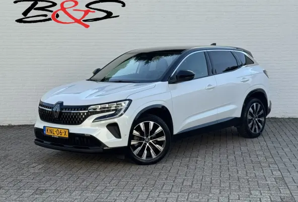 1.2 E-Tech full hybrid 200 Camera Navi Carplay Clima Sfeerverlichting