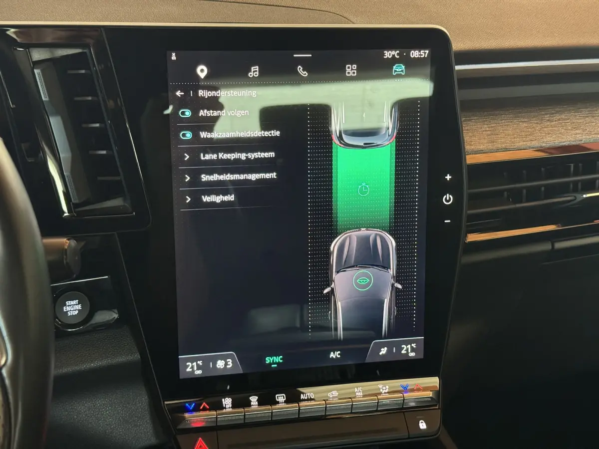 1.2 E-Tech full hybrid 200 Camera Navi Carplay Clima Sfeerverlichting