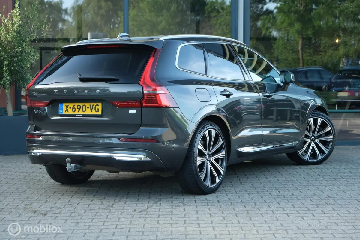 2.0 T8 Plug-in hybrid AWD Inscription Exclusive | Luchtvering | Bowers & Wilkens | 21 Inch | ACC | HUD | Pano | Trekhaak | Tailored Wool | Stoel en Stuurwielverw. | Google Infotainment