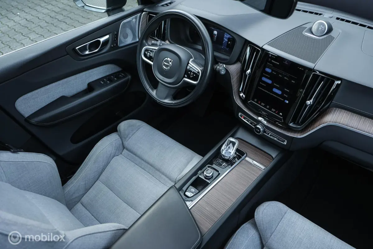 2.0 T8 Plug-in hybrid AWD Inscription Exclusive | Luchtvering | Bowers & Wilkens | 21 Inch | ACC | HUD | Pano | Trekhaak | Tailored Wool | Stoel en Stuurwielverw. | Google Infotainment