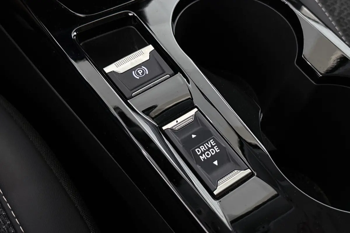 1.2 Hybrid 110 e-DCS6 Allure Apple CarPlay Climate Control Parkeersensoren