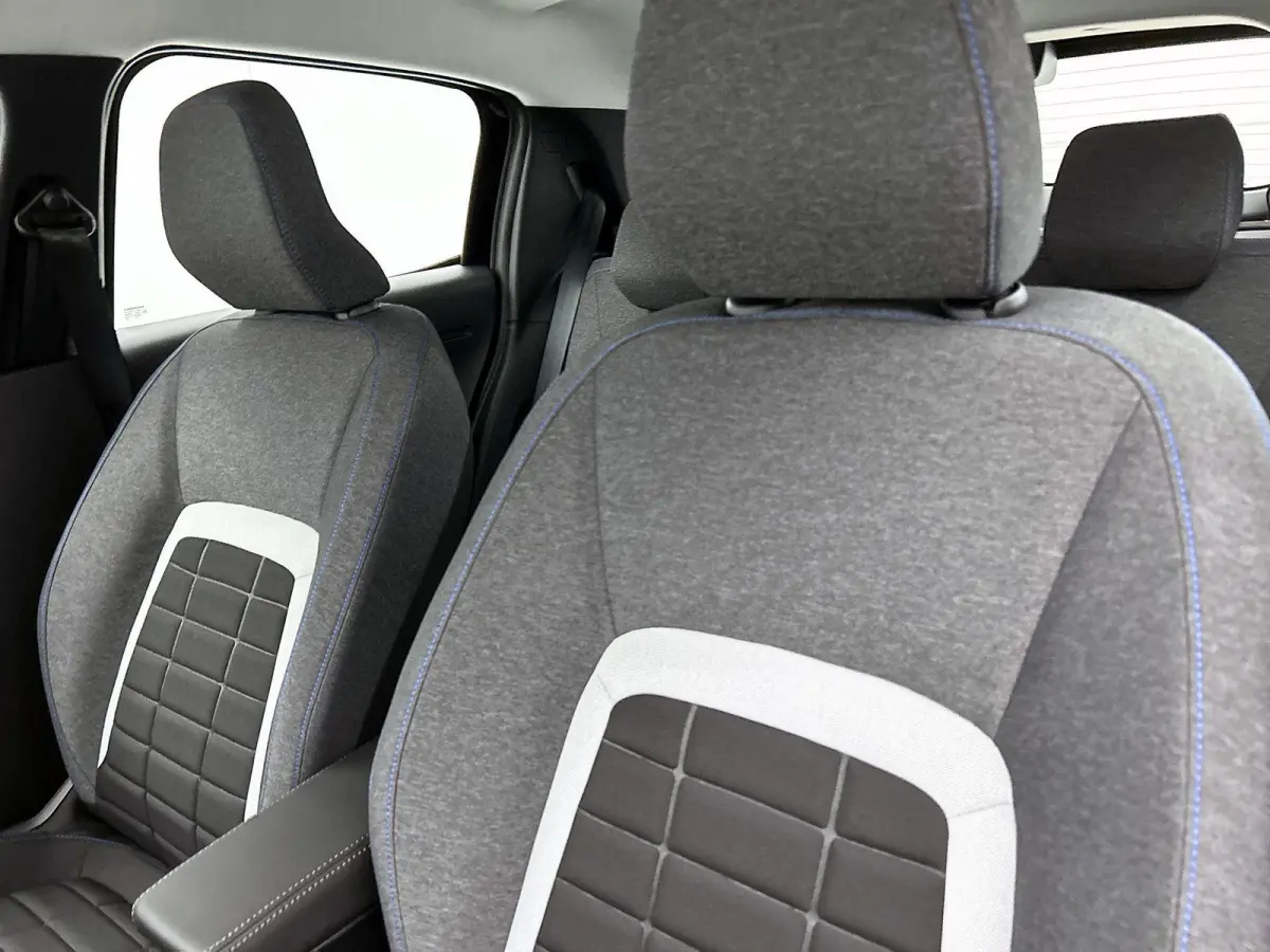 Business Comfort Range 44 kWh 113pk | Navigatie | Airco | Cruise Control | Parkeersensoren | Led koplampen | Apple Carplay / Android Auto | Bluetooth | DAB+ radio | Comfortstoelen | Elektris