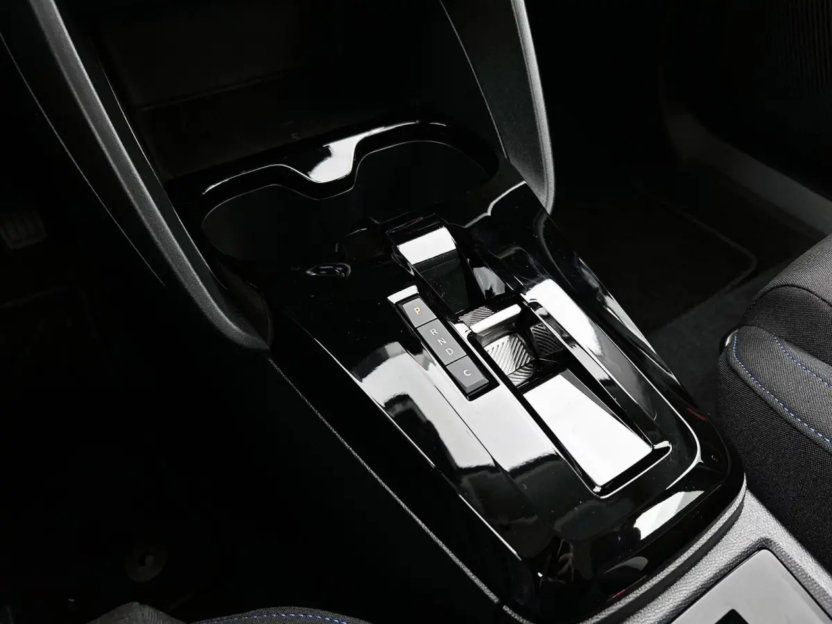Business Comfort Range 44 kWh 113pk | Navigatie | Airco | Cruise Control | Parkeersensoren | Led koplampen | Apple Carplay / Android Auto | Bluetooth | DAB+ radio | Comfortstoelen | Elektris