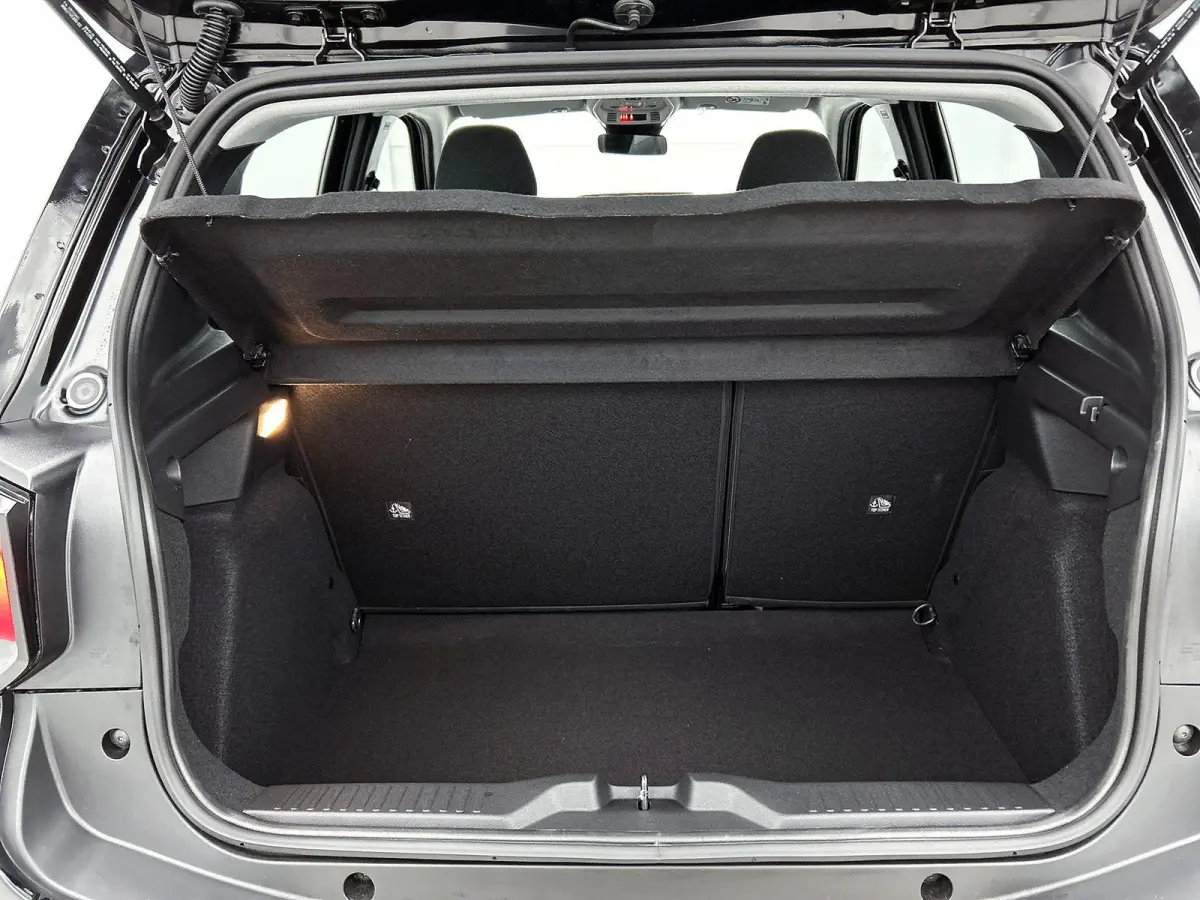 Business Comfort Range 44 kWh 113pk | Navigatie | Airco | Cruise Control | Parkeersensoren | Led koplampen | Apple Carplay / Android Auto | Bluetooth | DAB+ radio | Comfortstoelen | Elektris