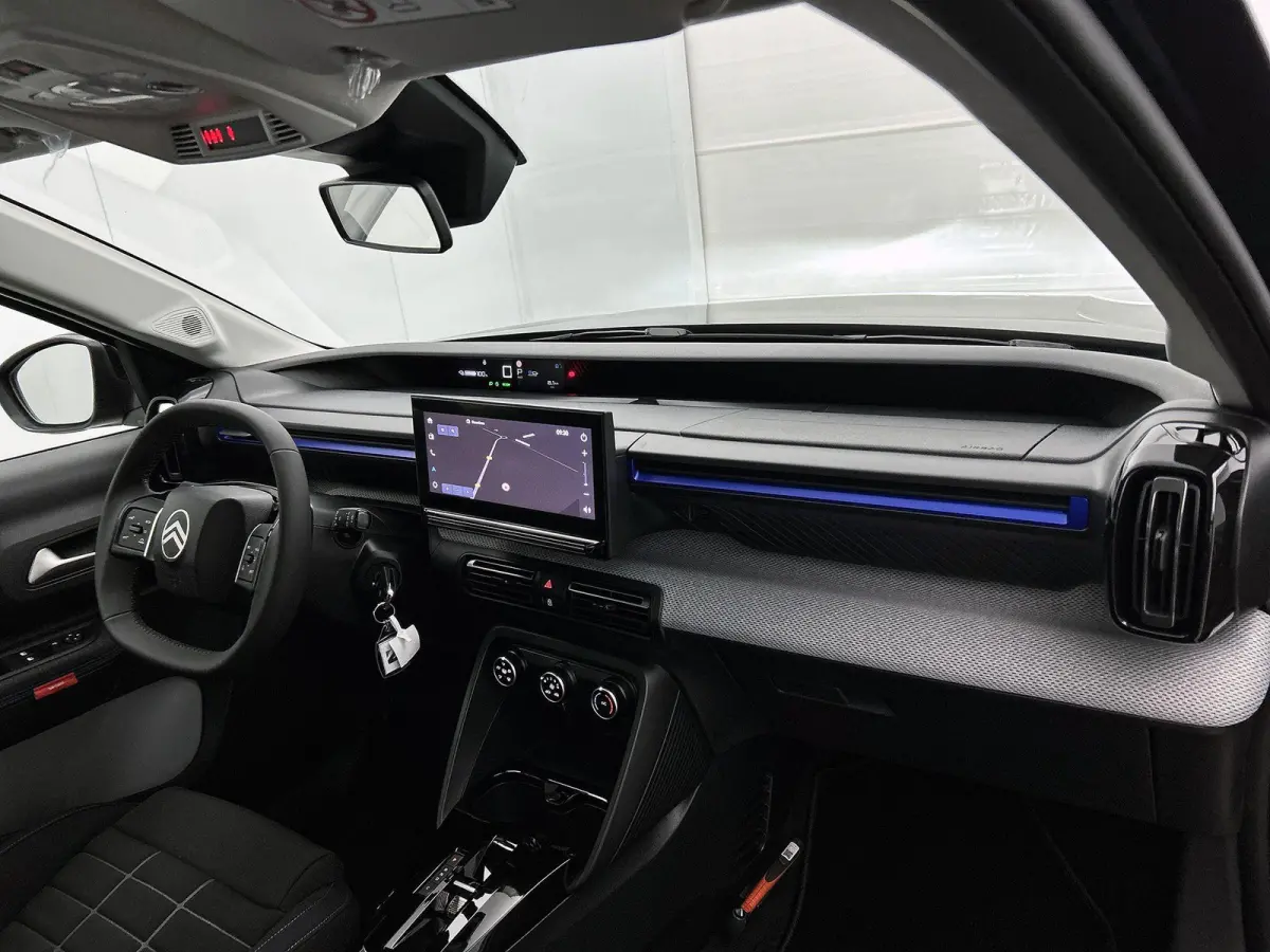 Business Comfort Range 44 kWh 113pk | Navigatie | Airco | Cruise Control | Parkeersensoren | Led koplampen | Apple Carplay / Android Auto | Bluetooth | DAB+ radio | Comfortstoelen | Elektris