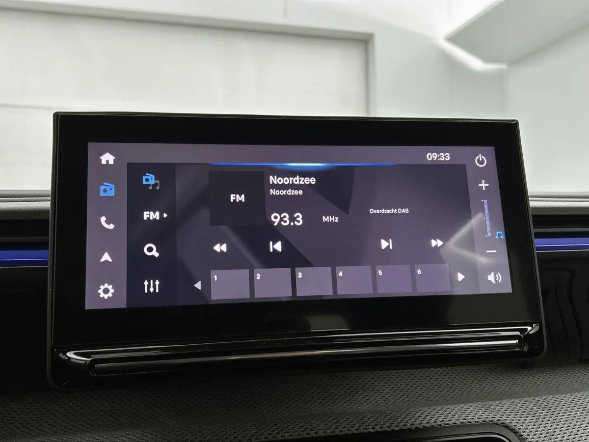 Business Comfort Range 44 kWh 113pk | Navigatie | Airco | Cruise Control | Parkeersensoren | Led koplampen | Apple Carplay / Android Auto | Bluetooth | DAB+ radio | Comfortstoelen | Elektris