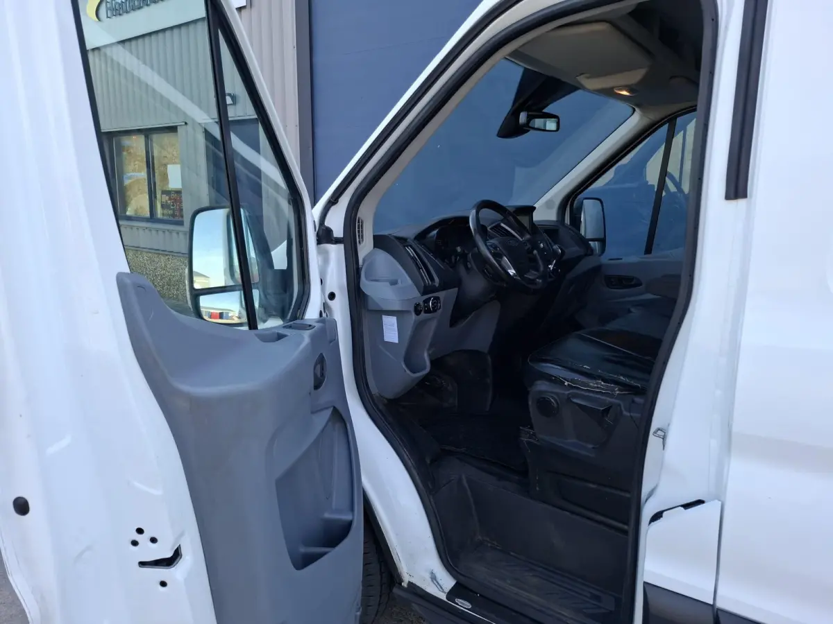 330 2.0 TDCI L2H2 Trend AIRCO / CRUISE CONTROLE / NAVI / TREKHAAK /  EURO 6