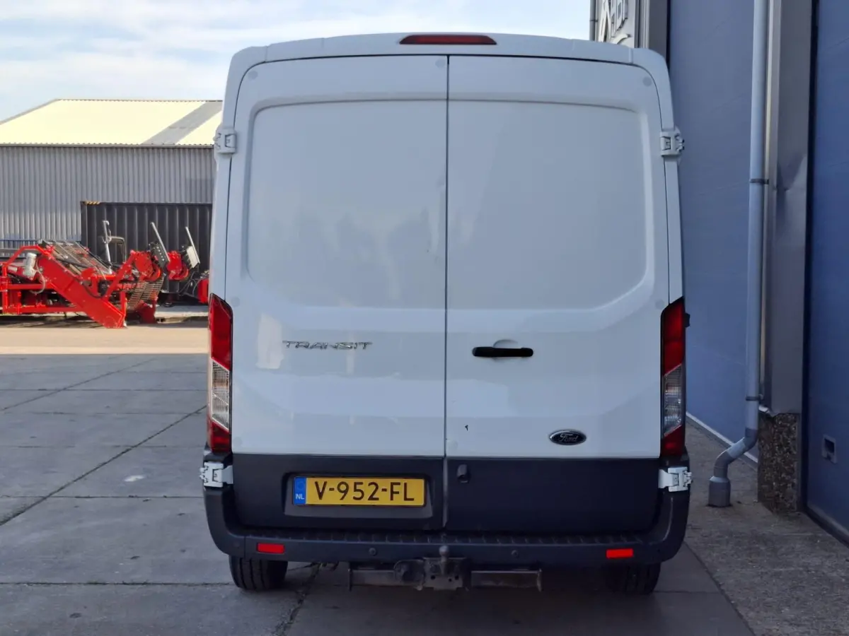 330 2.0 TDCI L2H2 Trend AIRCO / CRUISE CONTROLE / NAVI / TREKHAAK /  EURO 6