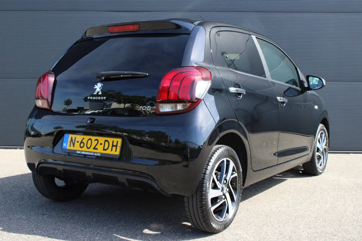 1.0 e-VTi Allure | Navi by app | Camera | Climate control | Apple carplay | NL auto | 32.000km | BTW |