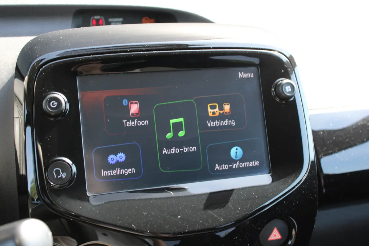 1.0 e-VTi Allure | Navi by app | Camera | Climate control | Apple carplay | NL auto | 32.000km | BTW |