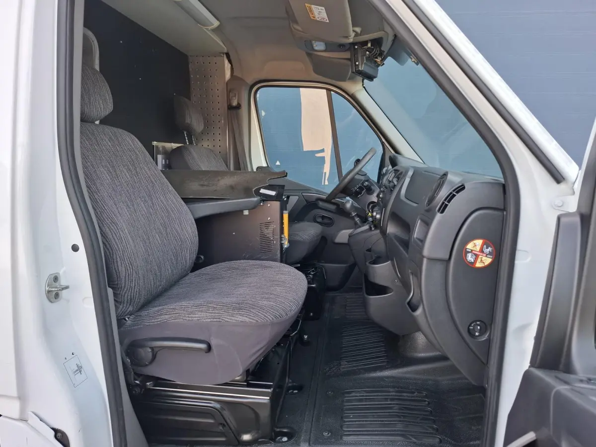 T35 2.3 dCi L2H2 AIRCO / CRUISE CONTROLE / IMPERIAL / TREKHAAK / EURO 6