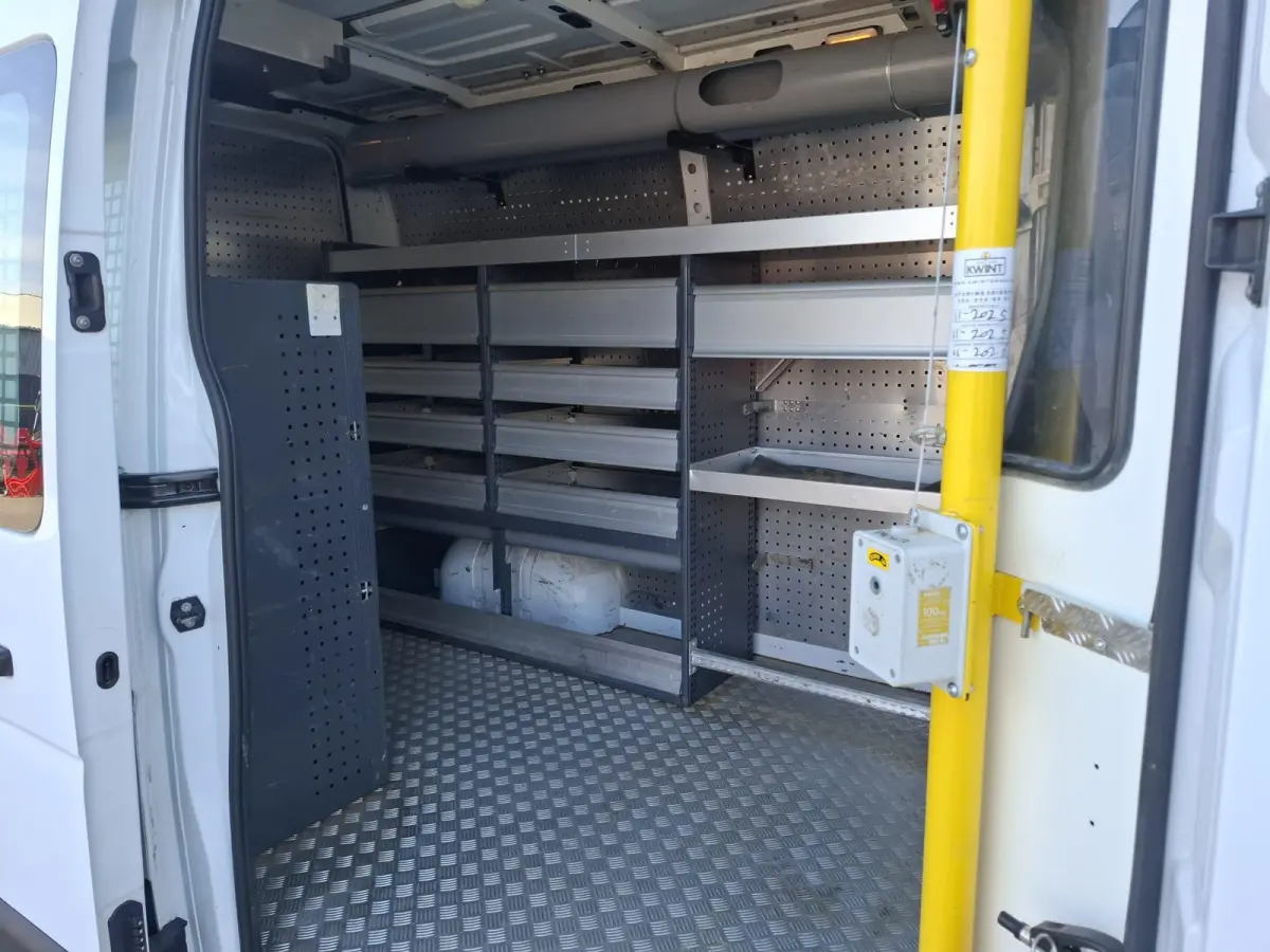 T35 2.3 dCi L2H2 AIRCO / CRUISE CONTROLE / IMPERIAL / TREKHAAK / EURO 6