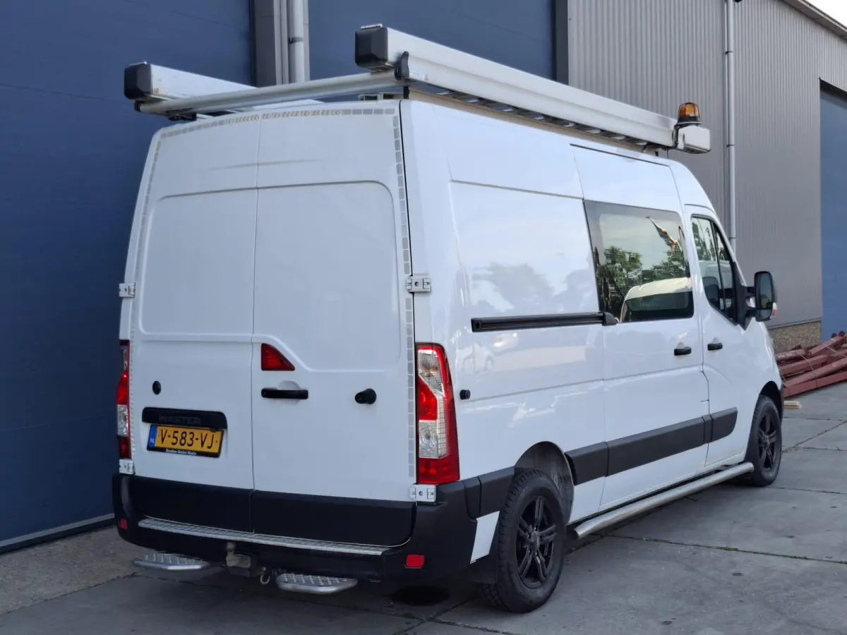 T35 2.3 dCi L2H2 AIRCO / CRUISE CONTROLE / IMPERIAL / TREKHAAK / EURO 6