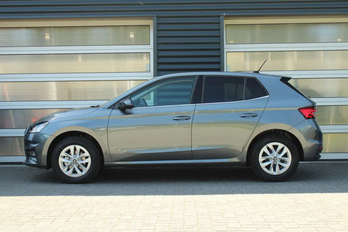 1.0 TSI 95pk Business Edition | Travel Pakket