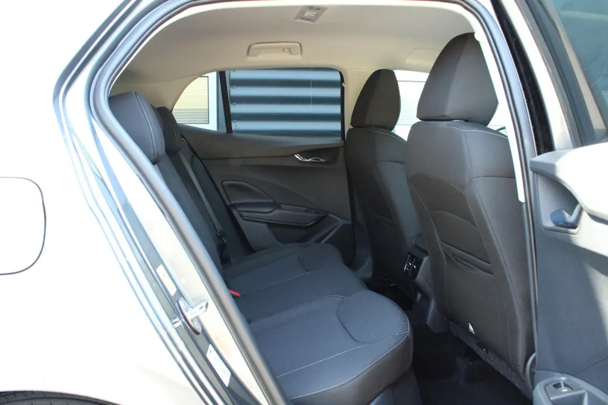 1.0 TSI 95pk Business Edition | Travel Pakket