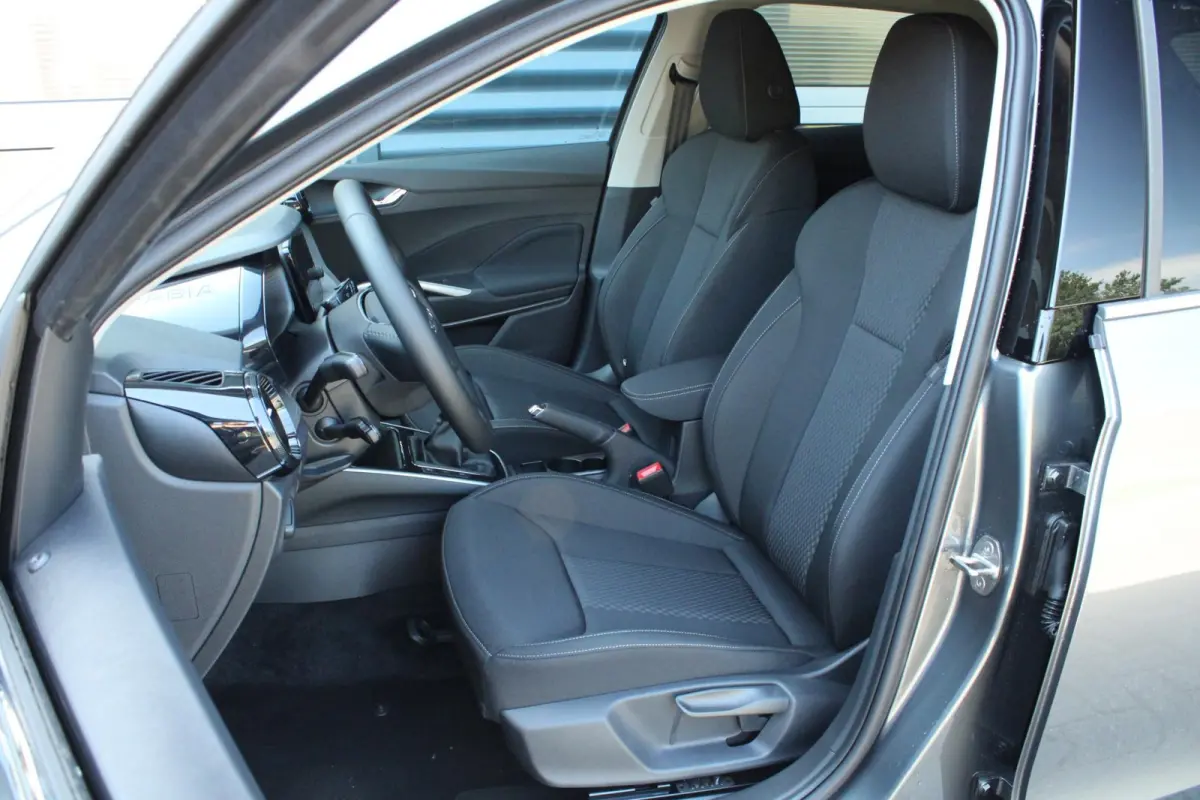 1.0 TSI 95pk Business Edition | Travel Pakket