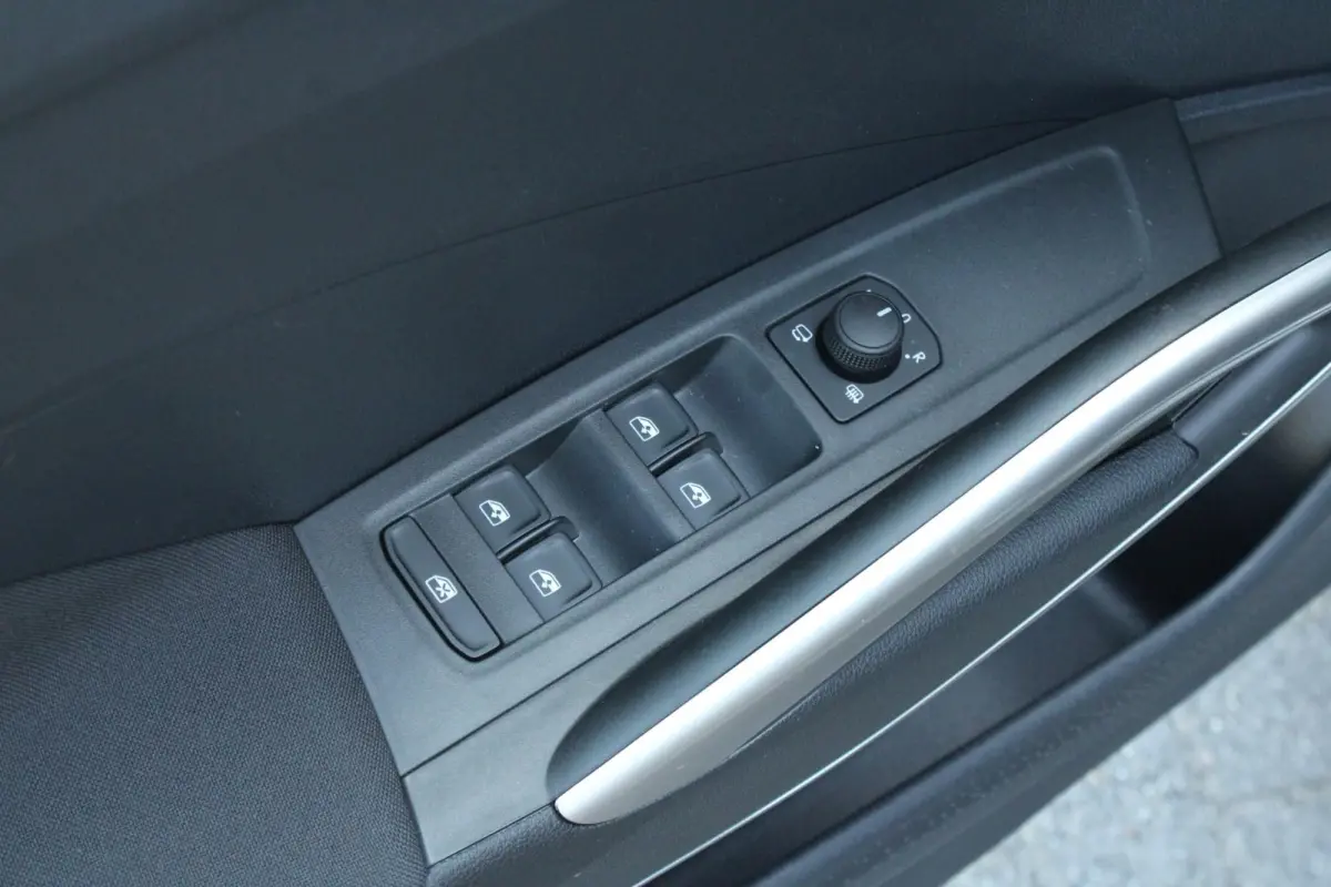 1.0 TSI 95pk Business Edition | Travel Pakket