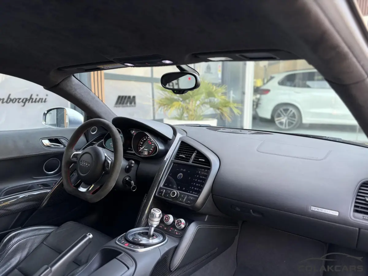 5.2 V10 FSI F1 Seats| Camera| Btw 525PK