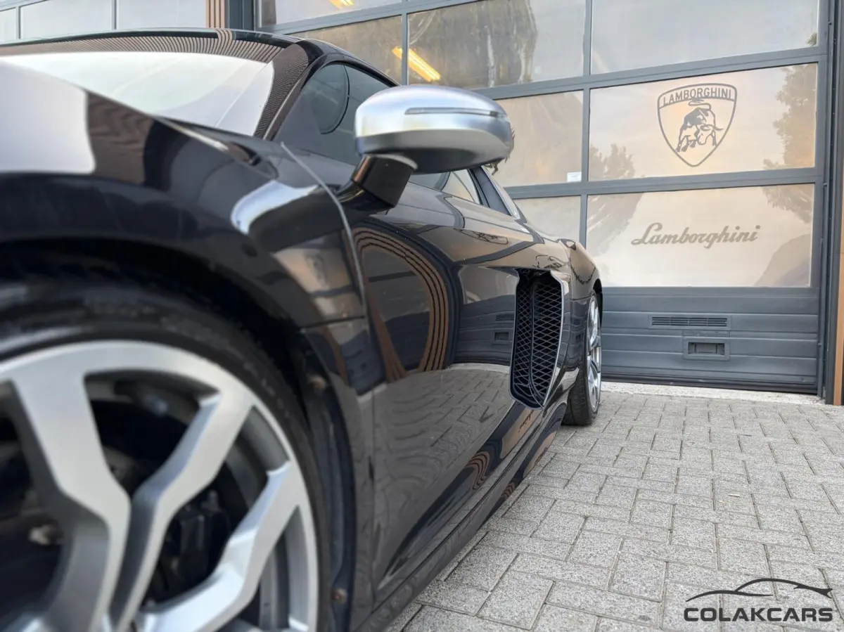 5.2 V10 FSI F1 Seats| Camera| Btw 525PK