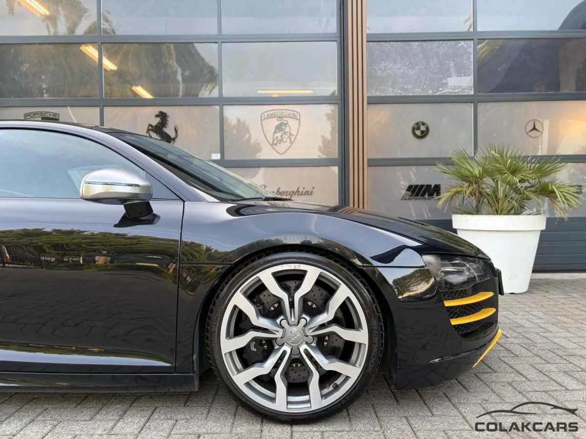 5.2 V10 FSI F1 Seats| Camera| Btw 525PK