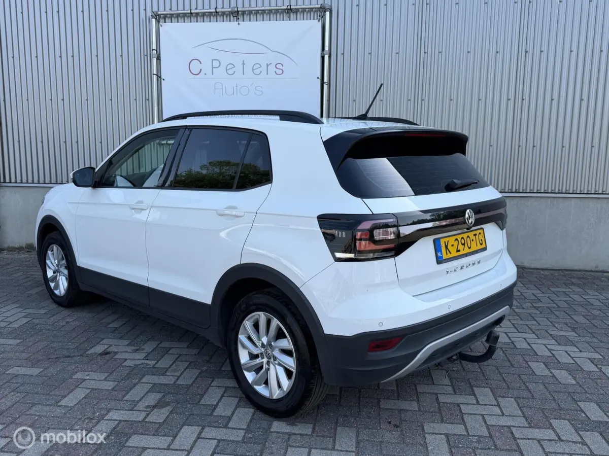 1.0 TSI Life Business 2020 / Carplay / Camera / Trekhaak / Stoelverwarming / NAP