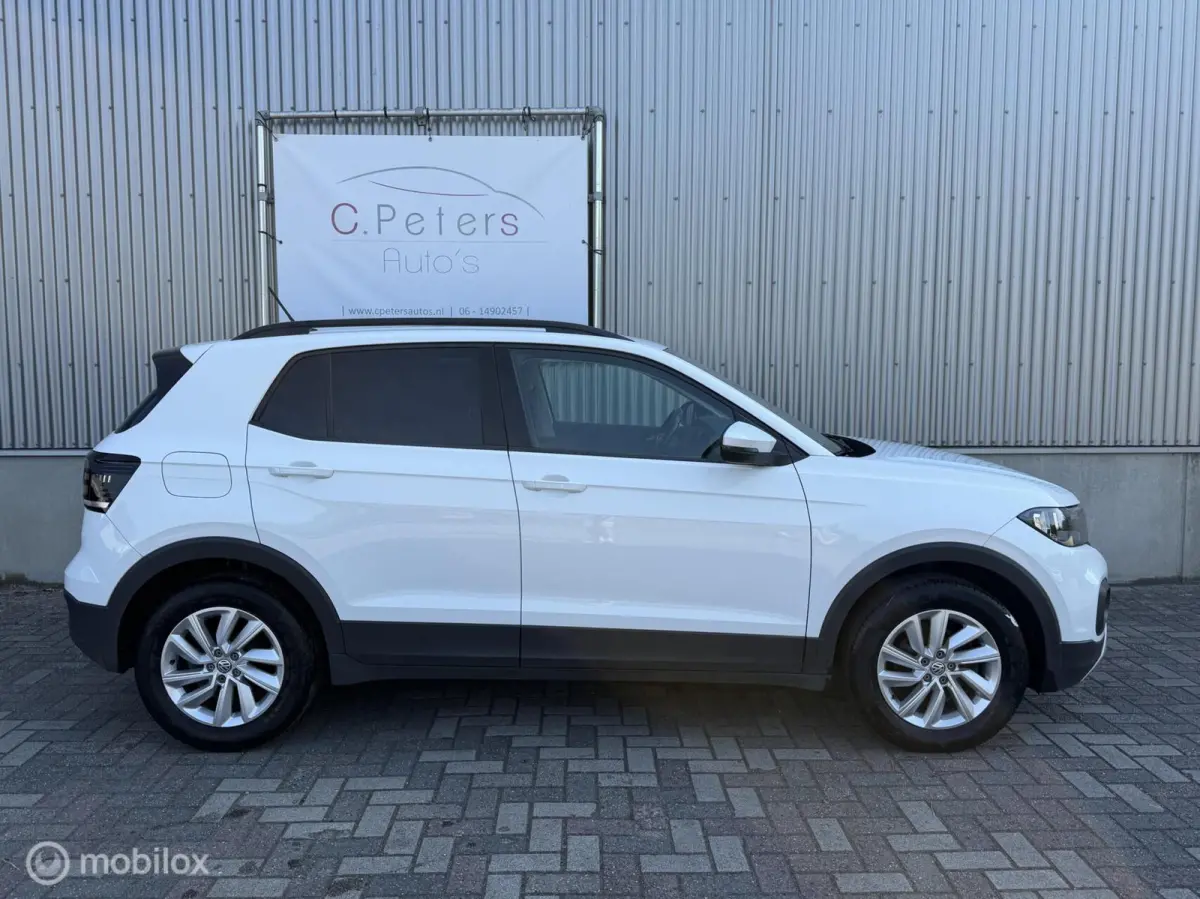 1.0 TSI Life Business 2020 / Carplay / Camera / Trekhaak / Stoelverwarming / NAP