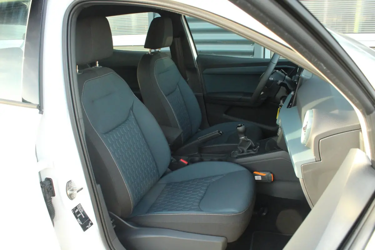 1.0 EcoTSI 95pk Style | Apple Carplay/Android Auto | 16" Velgen | Parkeersensoren