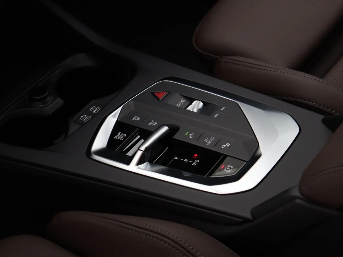 120 M Sport Design Edition | M Sportpakket Pro | Premium Pack | Stuurwielrand Verwarmd | Driving Assistant | Harman Kardon | 19''