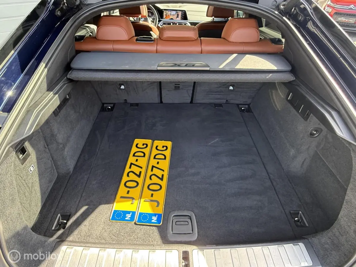 xDrive40i M-Sport Org NL-auto,Laser Luchtv.Trekh.Individual enz ....