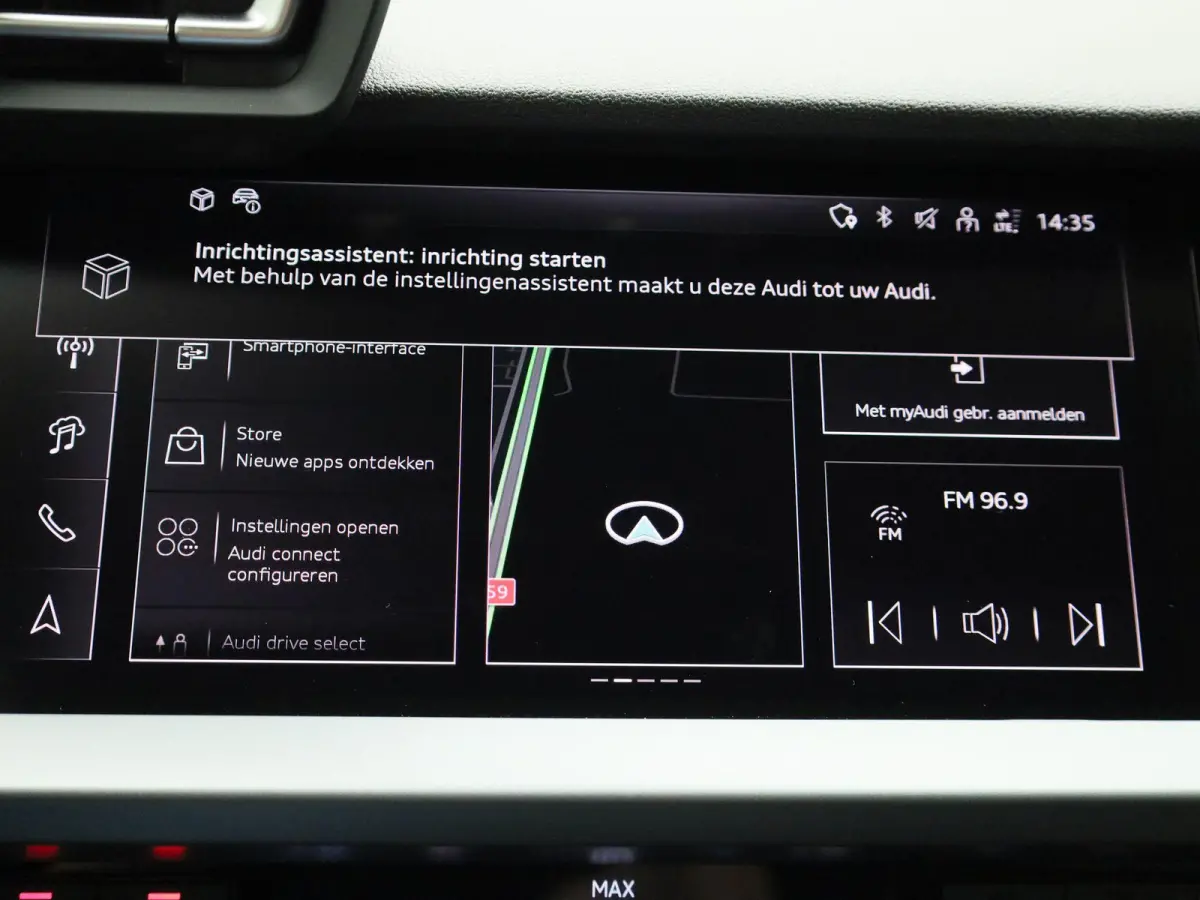 40 TFSI e Advanced edition | Adaptive cruise control | Dodehoekdetectie | 360 graden camera | Stoelverwarming | Sonos | Smartphone interface | Climate control | Navigatie | Head-up display |