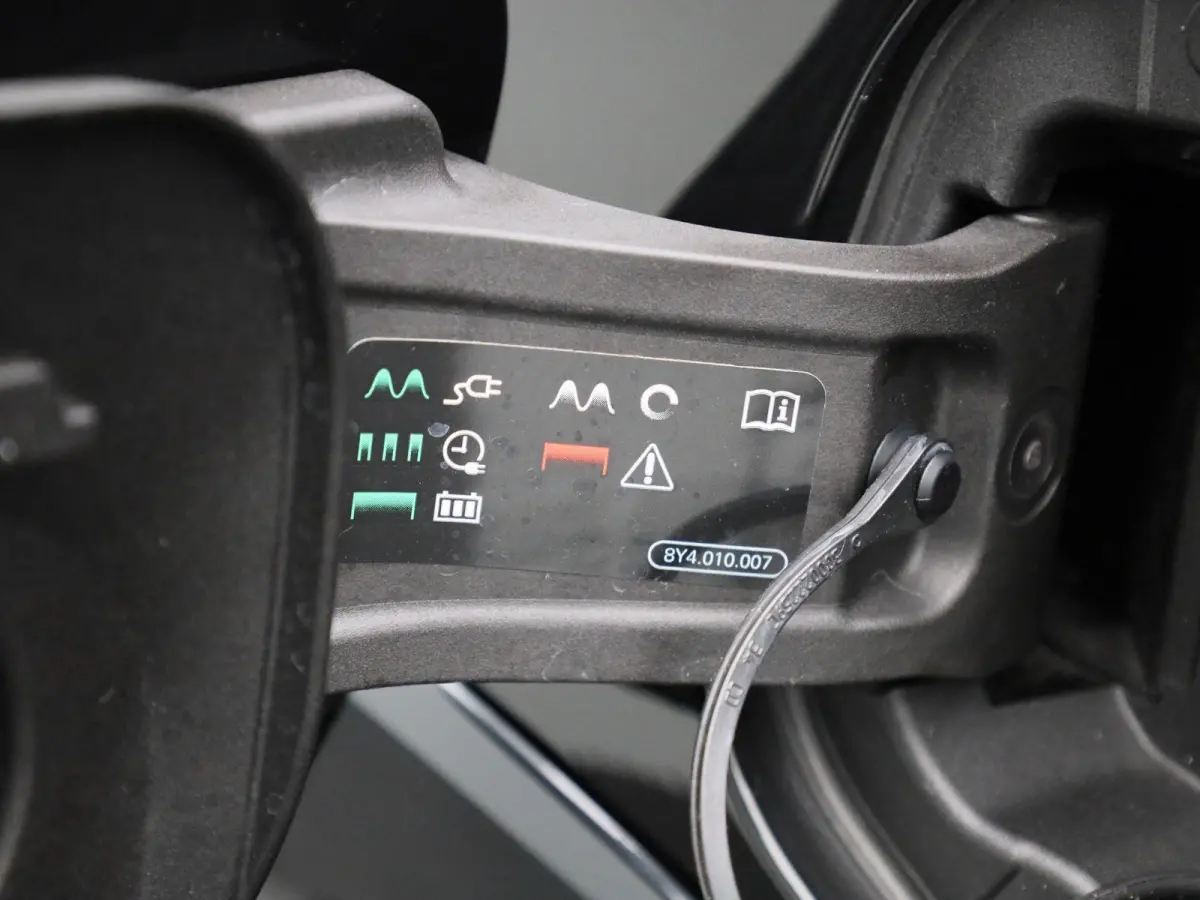 40 TFSI e Advanced edition | Adaptive cruise control | Dodehoekdetectie | 360 graden camera | Stoelverwarming | Sonos | Smartphone interface | Climate control | Navigatie | Head-up display |