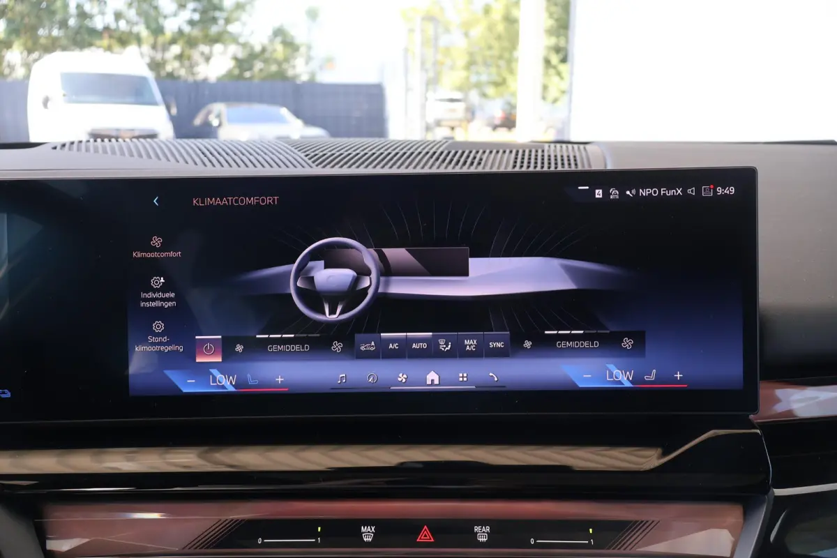 530e | M Sport Pro | Driving Assistant Plus | Bowers & Wilkins | Trekhaak | Innovation Pack | Glazen Panoramadak