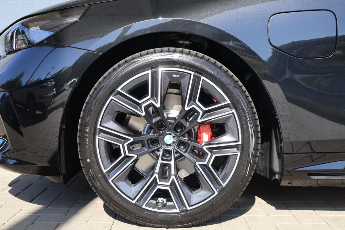 530e | M Sport Pro | Driving Assistant Plus | Bowers & Wilkins | Trekhaak | Innovation Pack | Glazen Panoramadak