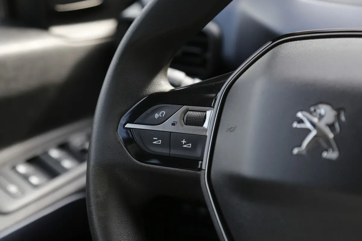1.2 Puretech GT-Line 5P.*Perfect Onderh.*Trekhaak/Apple Carplay-Android/Airco/Cruise-Control/Parkeersens.*