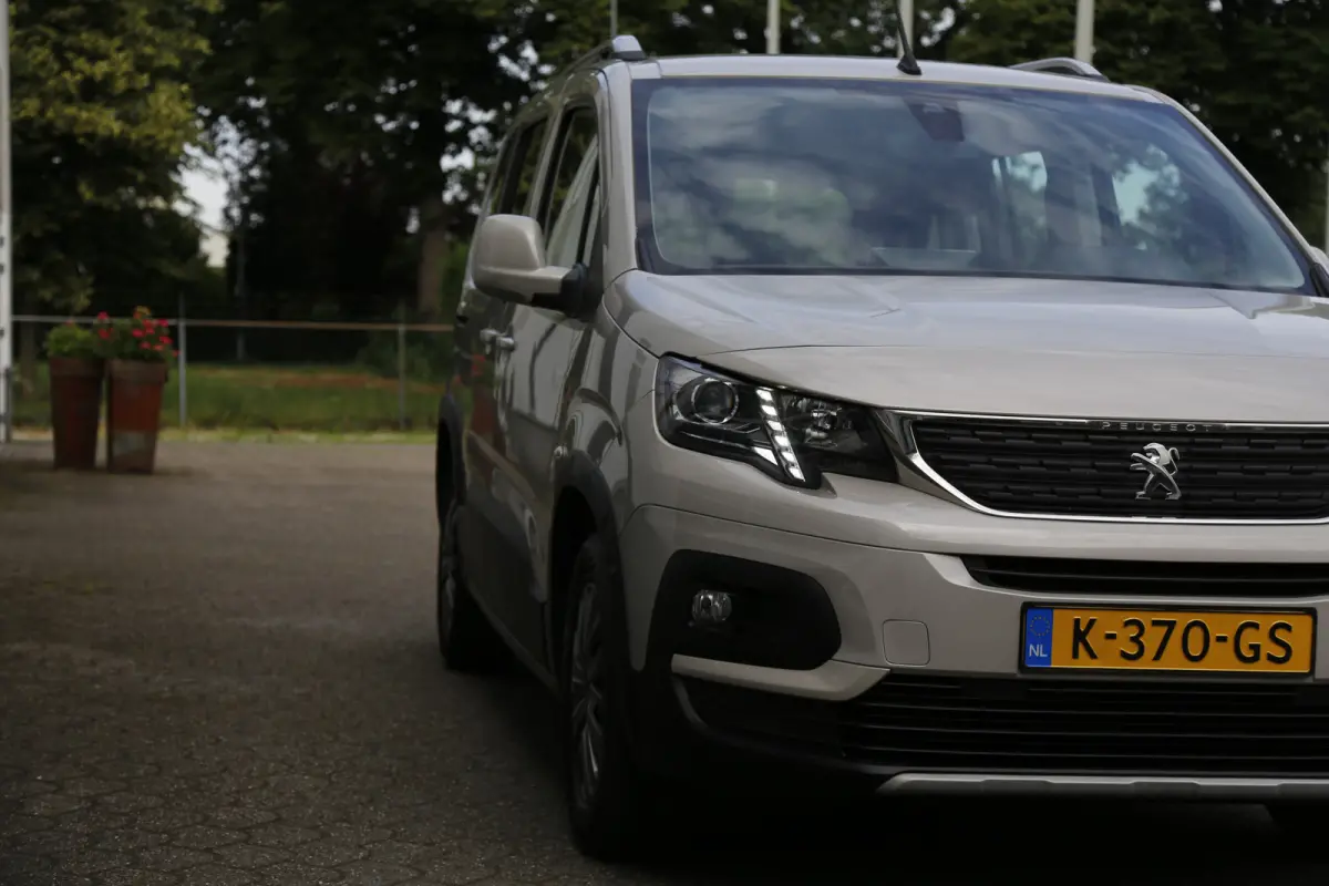1.2 Puretech GT-Line 5P.*Perfect Onderh.*Trekhaak/Apple Carplay-Android/Airco/Cruise-Control/Parkeersens.*