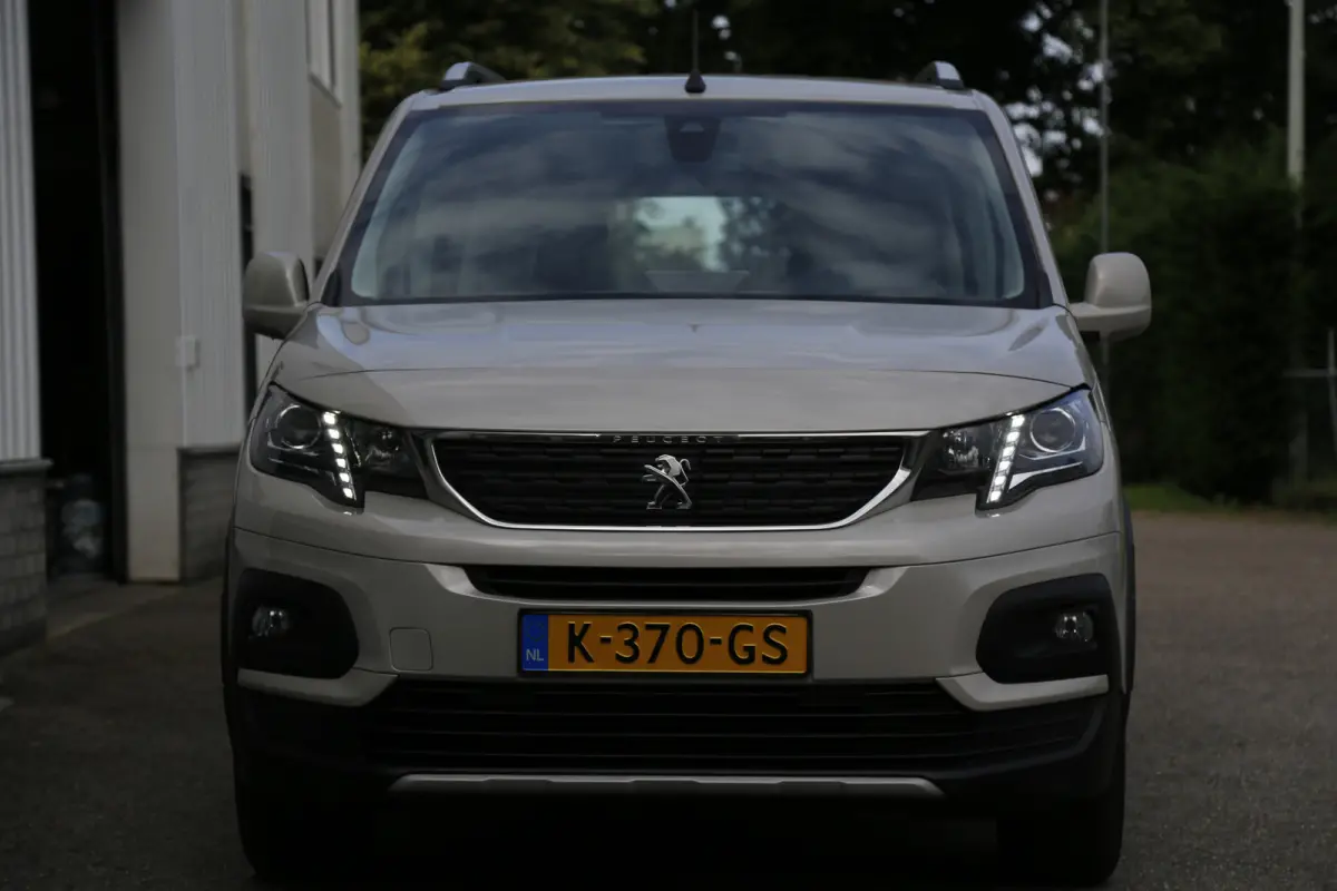 1.2 Puretech GT-Line 5P.*Perfect Onderh.*Trekhaak/Apple Carplay-Android/Airco/Cruise-Control/Parkeersens.*