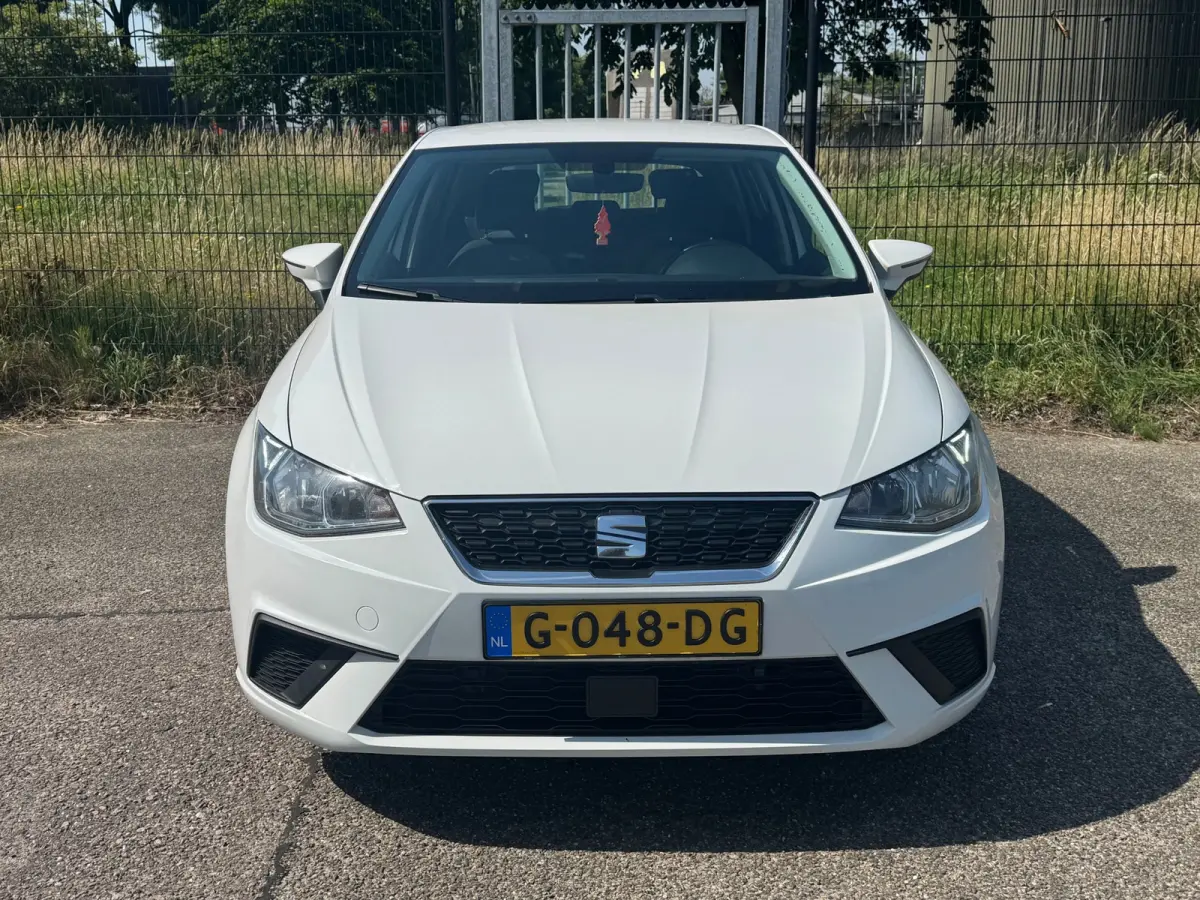 1.0 TSI 5-deurs Style Airco Carplay LED LM NAP