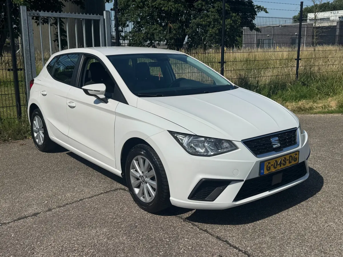 1.0 TSI 5-deurs Style Airco Carplay LED LM NAP