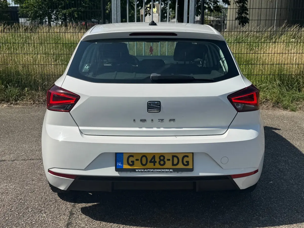 1.0 TSI 5-deurs Style Airco Carplay LED LM NAP