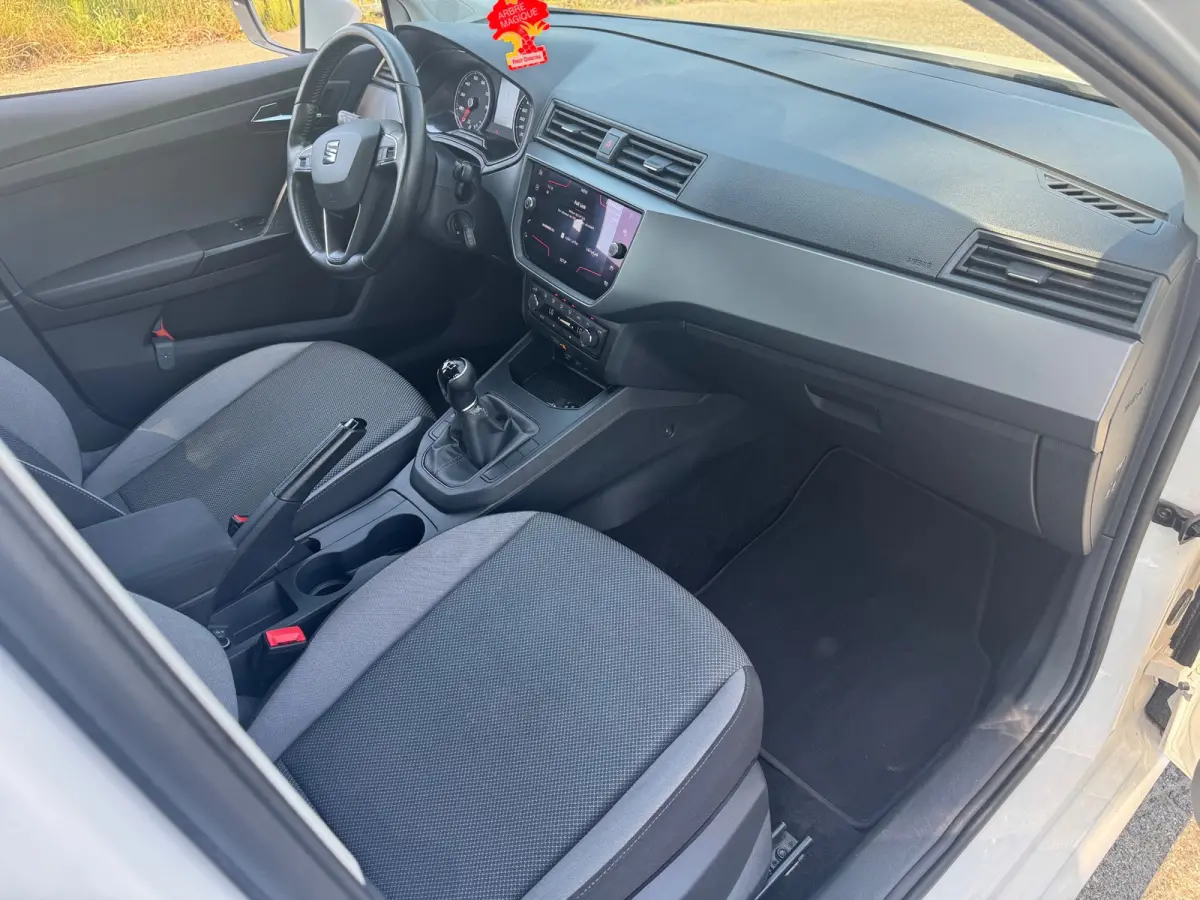 1.0 TSI 5-deurs Style Airco Carplay LED LM NAP