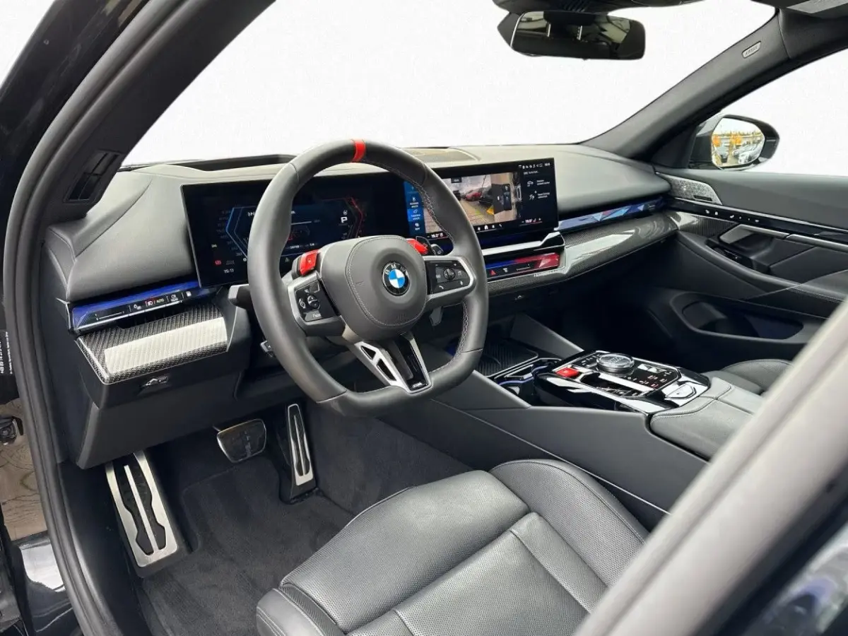 M5 ** M-DRIVER PACK (305 km/h), M-REM, PANO, TREKH, MERINO LEDER, 21 INCH LMV ** 1e EIG - UNFALLFREI - Ex BMW AG ** ** INFORMEER OOK NAAR ONZE AANTREKKELIJKE FINANCIAL-LEASE TARIEVEN **