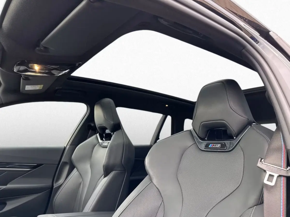 M5 ** M-DRIVER PACK (305 km/h), M-REM, PANO, TREKH, MERINO LEDER, 21 INCH LMV ** 1e EIG - UNFALLFREI - Ex BMW AG ** ** INFORMEER OOK NAAR ONZE AANTREKKELIJKE FINANCIAL-LEASE TARIEVEN **