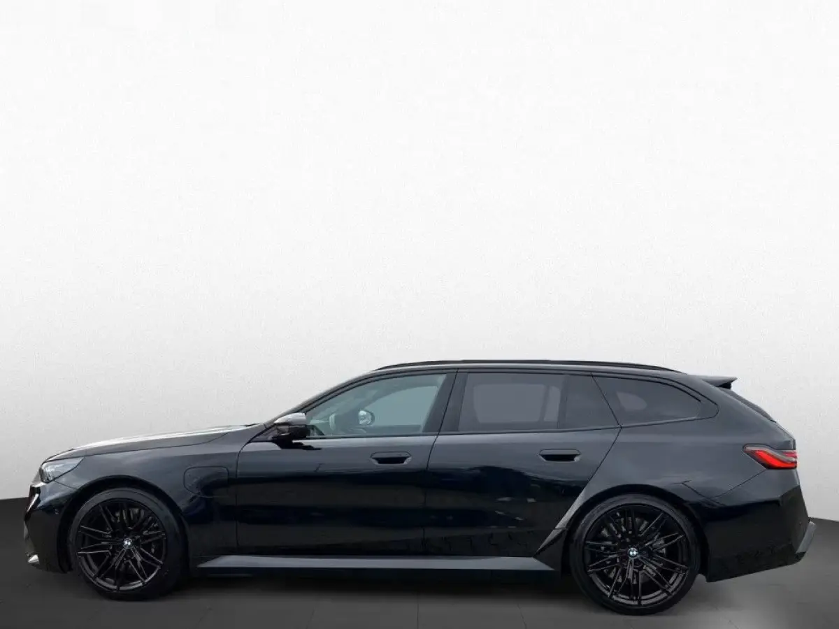 M5 ** M-DRIVER PACK (305 km/h), M-REM, PANO, TREKH, MERINO LEDER, 21 INCH LMV ** 1e EIG - UNFALLFREI - Ex BMW AG ** ** INFORMEER OOK NAAR ONZE AANTREKKELIJKE FINANCIAL-LEASE TARIEVEN **