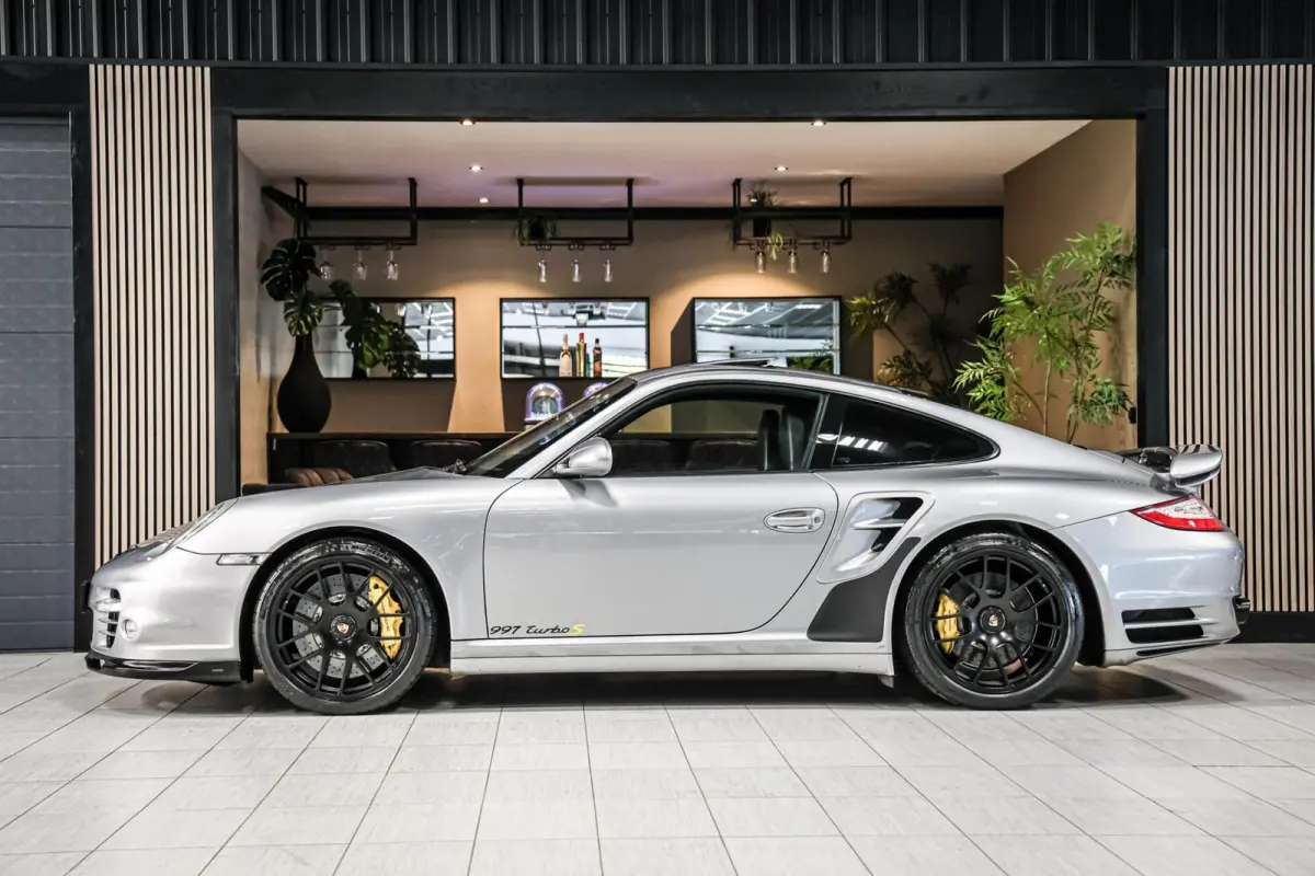 3.8 Turbo S