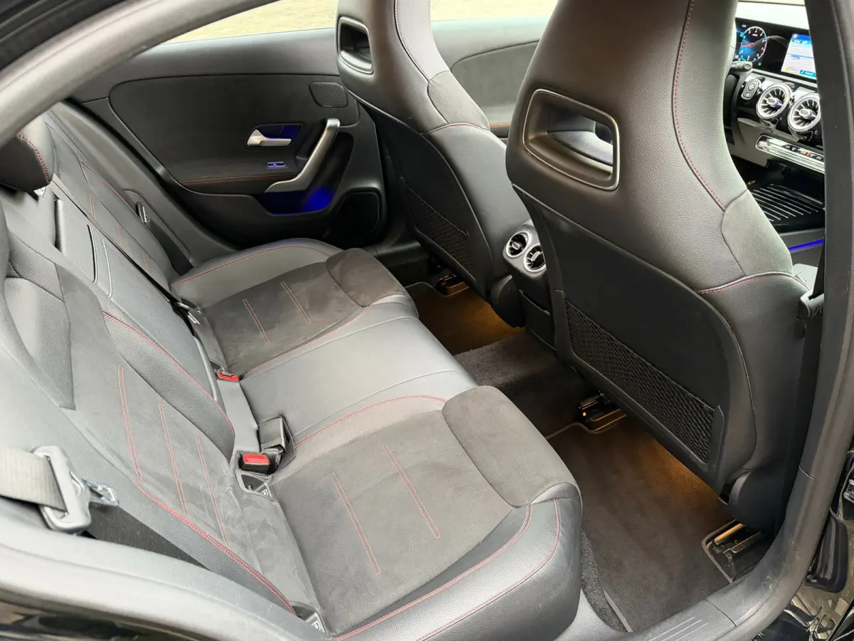 A 180 AMG PAKKET l PANO