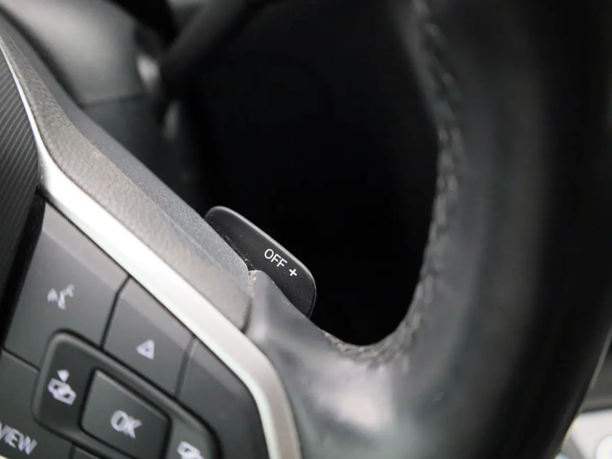 1.5 TSI Business 150 PK | Automaat | Climate Control | Navigatie | Adaptieve Cruise Control | Lane Assist | Achteruitrijcamera | Parkeersensoren | Elektrische achterklep | Digitale cockpit |
