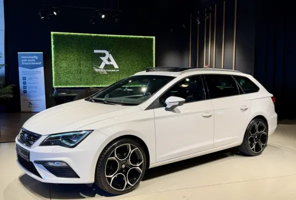 1.5 TSI FR Panodak|LED|Navi|Media Wit!