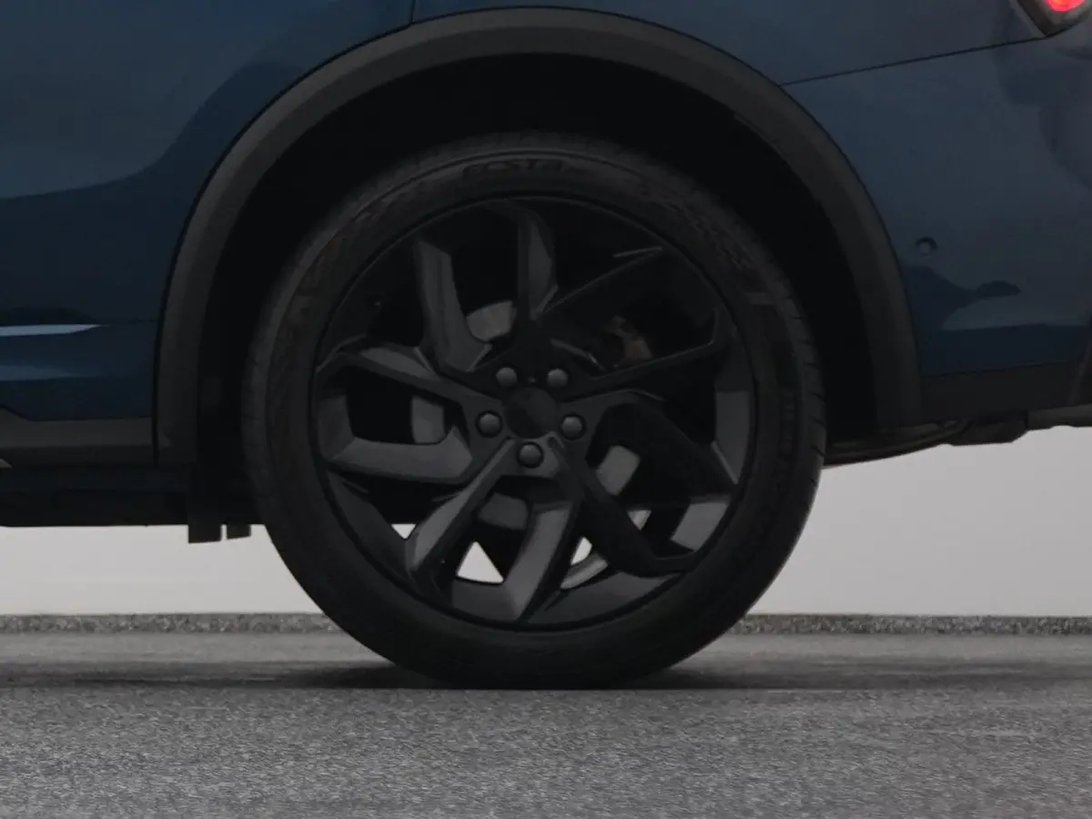 1.5 Plug-in Hybrid | BLACK | NLD AUTO