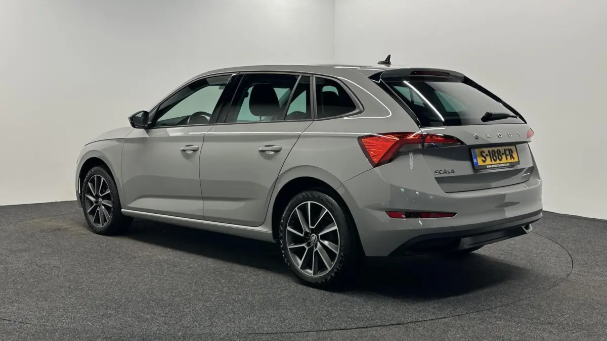 1.0 TSI Ambition CARPLAY DAB LM CRUISE.