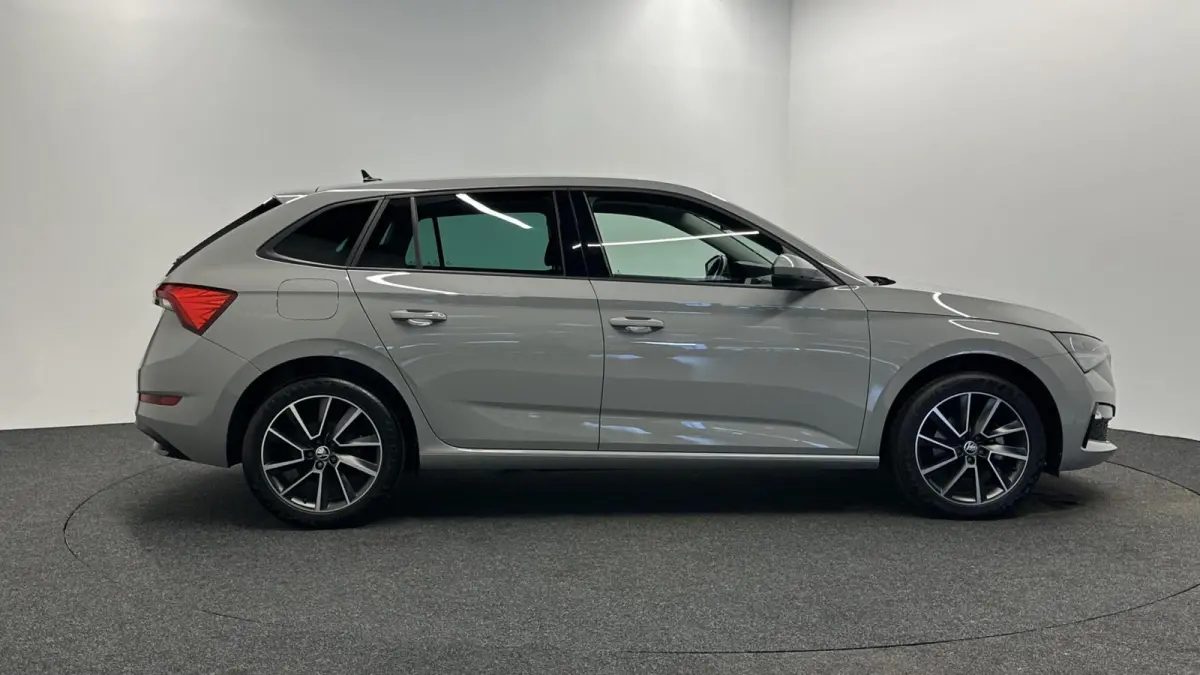 1.0 TSI Ambition CARPLAY DAB LM CRUISE.